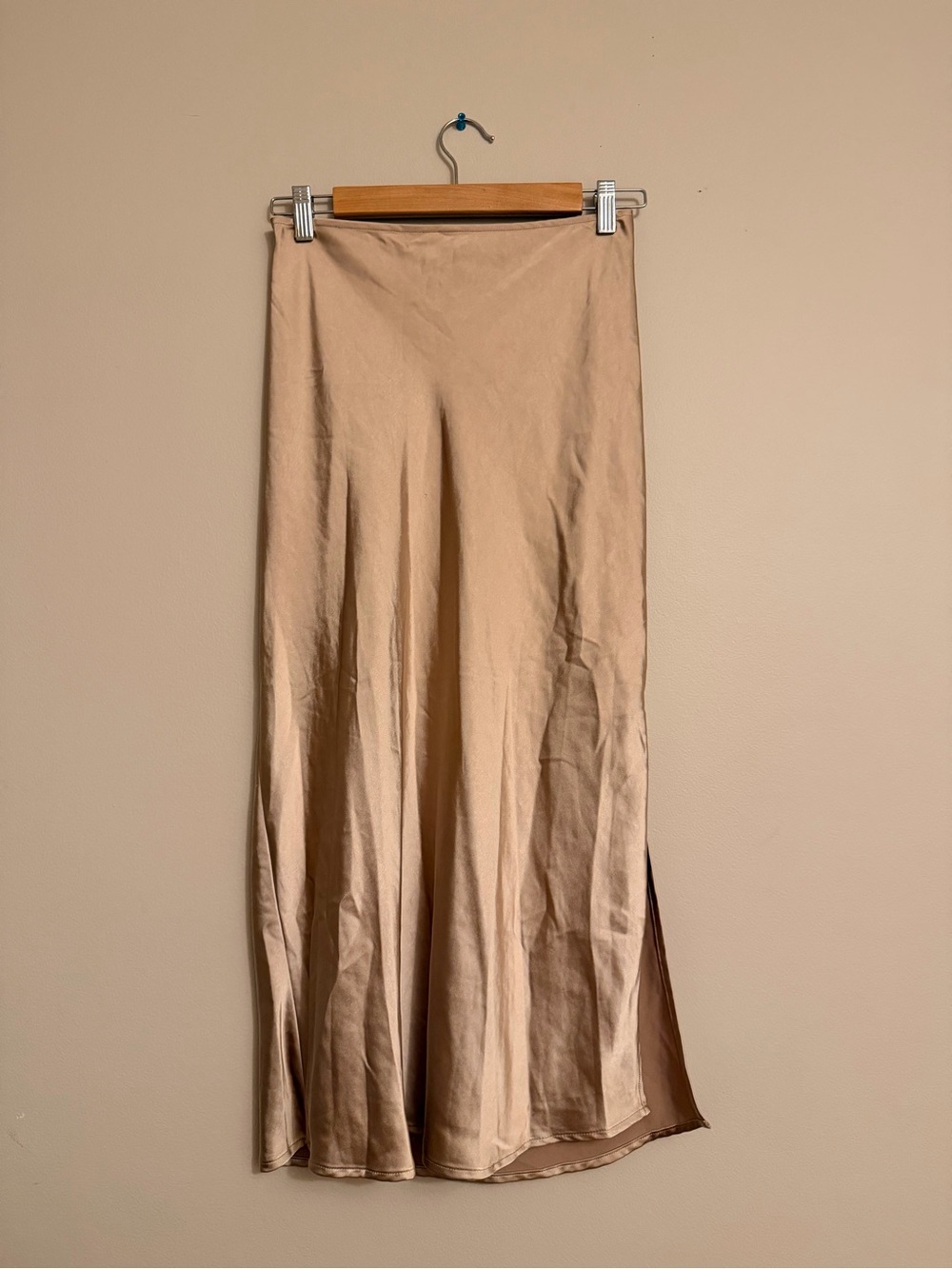 Old Navy Satin Maxi Skirt in Tan/Cream (S)